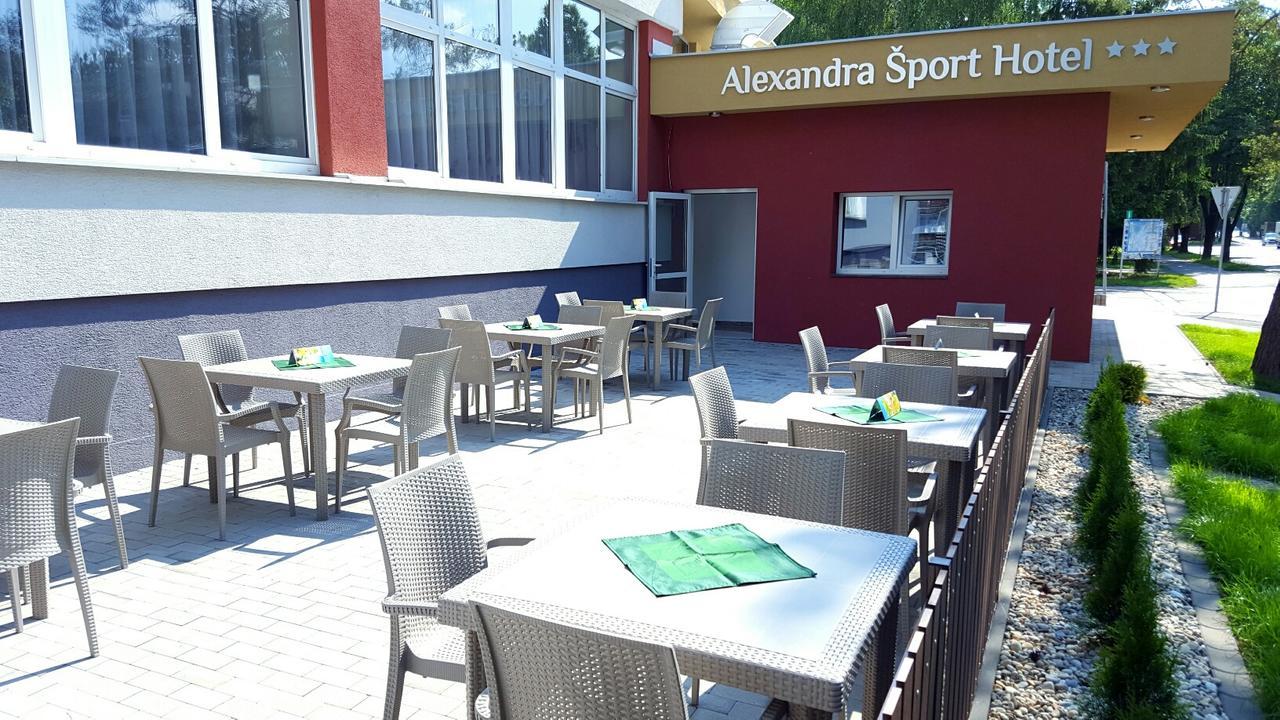 Alexandra Sport Hotel Púchov المظهر الخارجي الصورة
