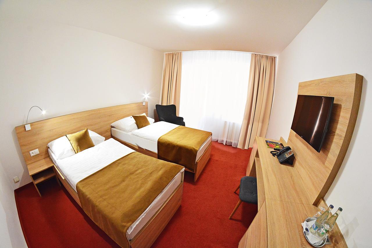 Alexandra Sport Hotel Púchov المظهر الخارجي الصورة