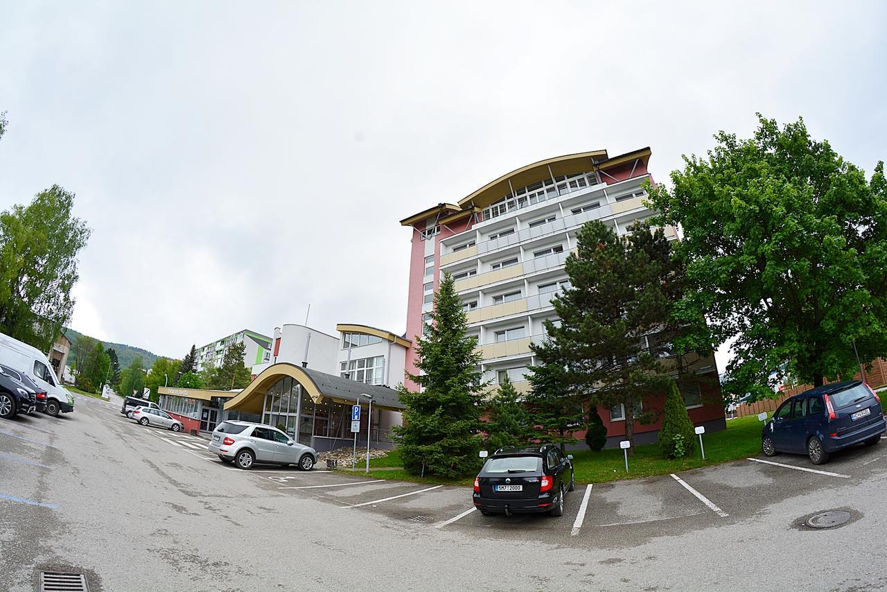 Alexandra Sport Hotel Púchov المظهر الخارجي الصورة